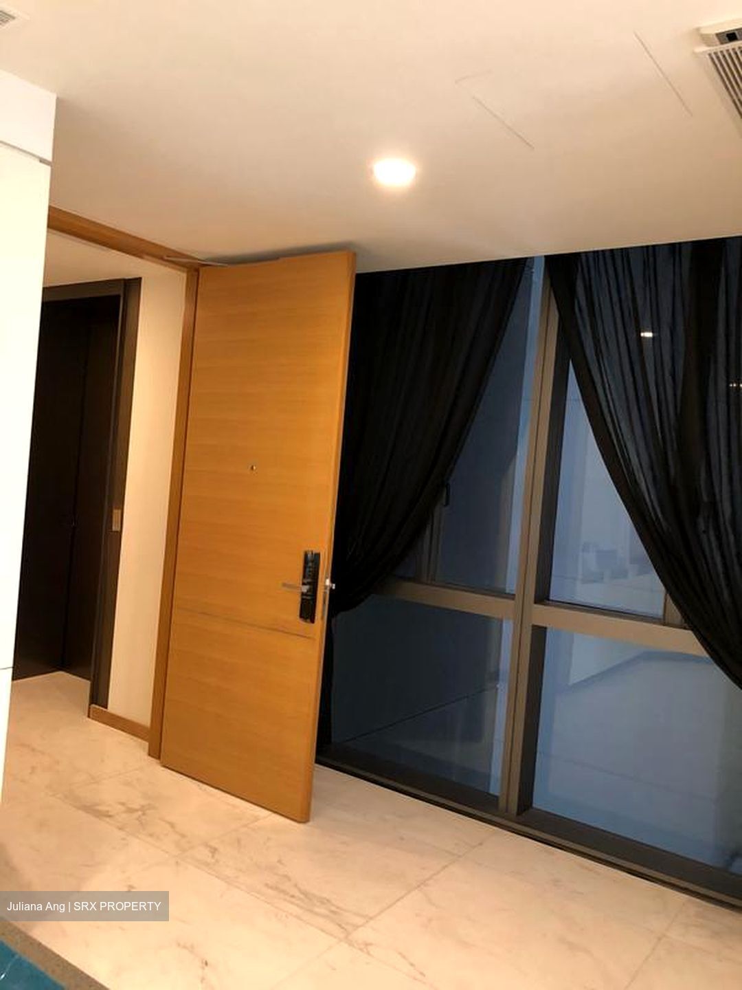 Straits View (D1), Condominium #500309671